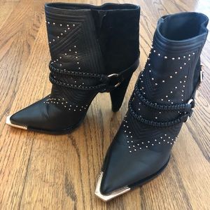 Ivy Kirzhner Spurs Ankle Boots - 38